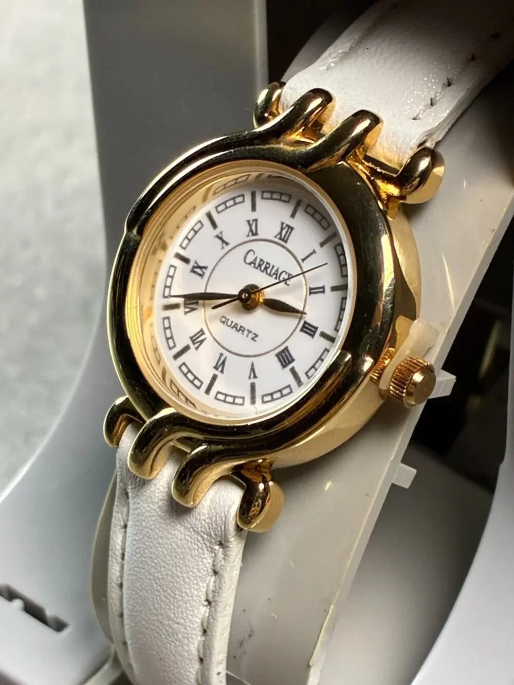 Carriage by Timex Women's Gold Tone Quartz Watch White Dial Strap NOS Working